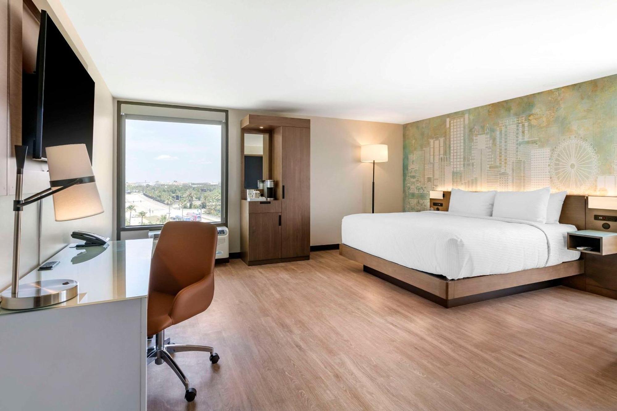 Hotel Cambria Universal Blvd