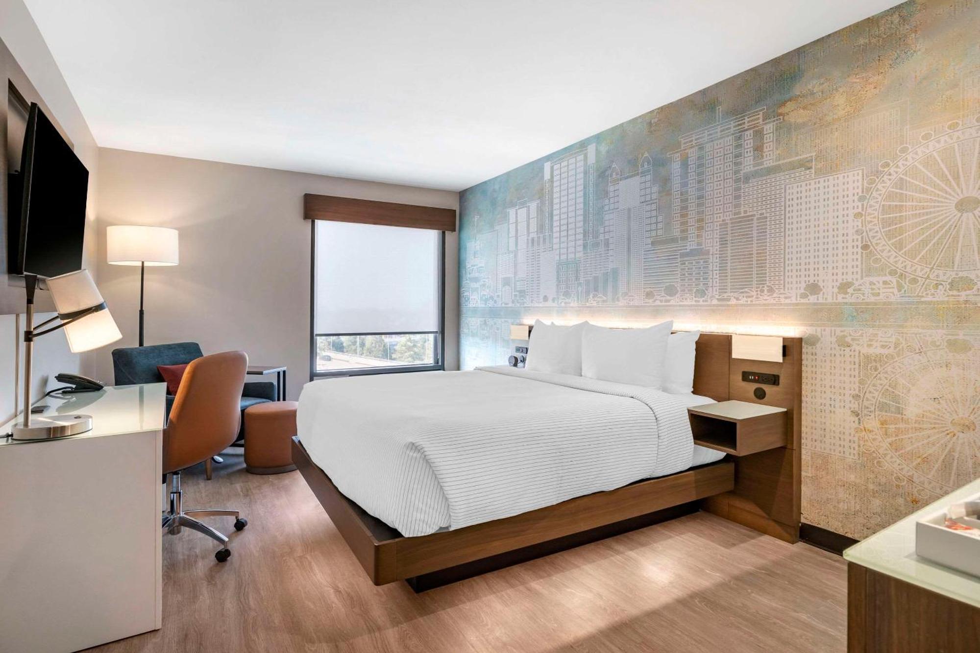 Hotel Cambria Universal Blvd